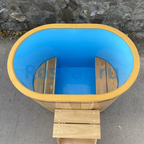 Угловая купель «COMFORT» из лиственницы с пластиковой вставкой длина 1100 мм ширина 1100 мм высота 1150 мм