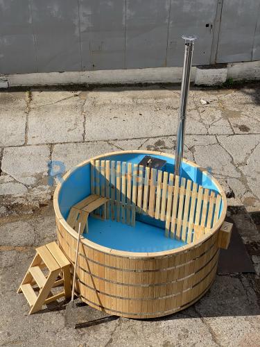 Фурако круглая «COMFORT» из лиственницы с пластиковой вставкой со встроенной печью 1700 мм