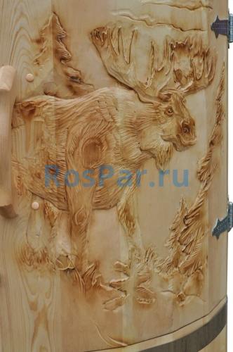 Кедровая бочка овальная «Профессиональная» со скосом с художественным оформлением «Лось и еж»