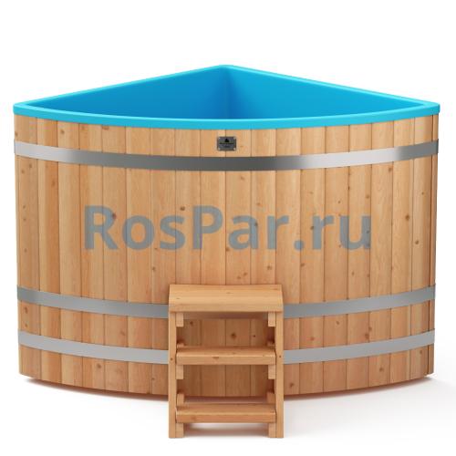 Угловая купель «COMFORT» из лиственницы с пластиковой вставкой длина 1300 мм ширина 1300 мм высота 1150 мм