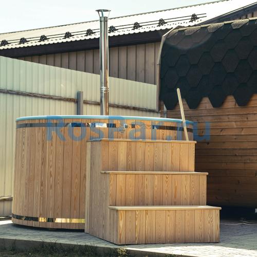 Фурако круглая «PREMIUM» из лиственницы с термопластиковой вставкой с внешней печью 1700 мм