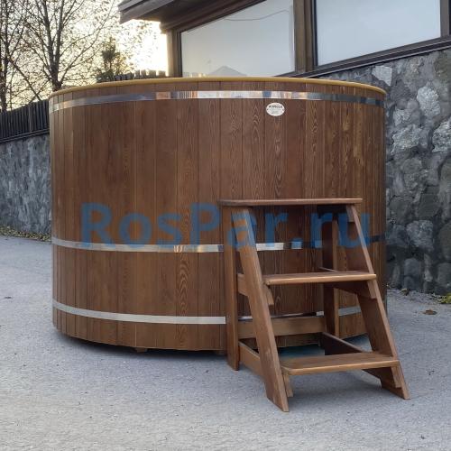 Прямоугольная купель «COMFORT» из лиственницы с пластиковой вставкой длина 1400 мм ширина 780 мм высота 1150 мм