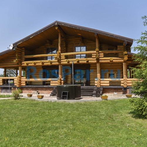 Фурако круглая «COMFORT» из лиственницы с пластиковой вставкой со встроенной печью 2000 мм